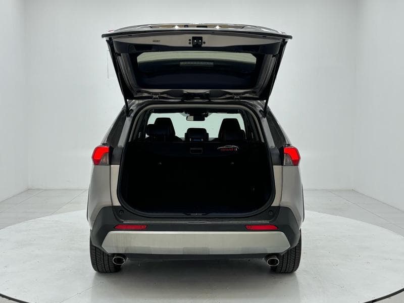 sp_baggage_compartment_back