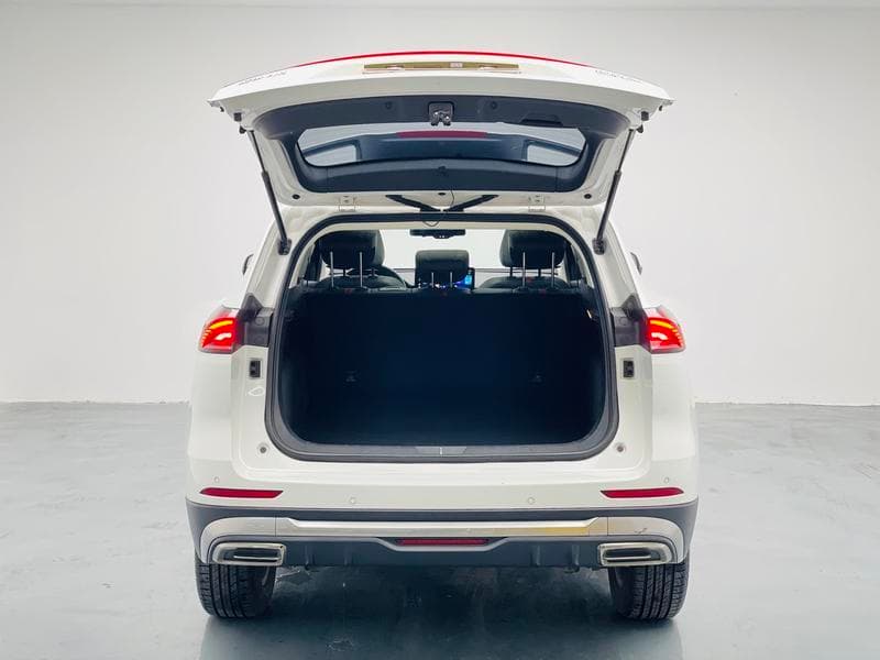 sp_baggage_compartment_back